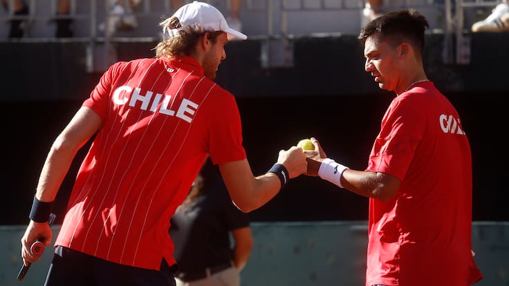 Barrios deja atrás la lluvia para superar el debut en Oeiras y Jarry siembra dudas de cara a Roland Garros