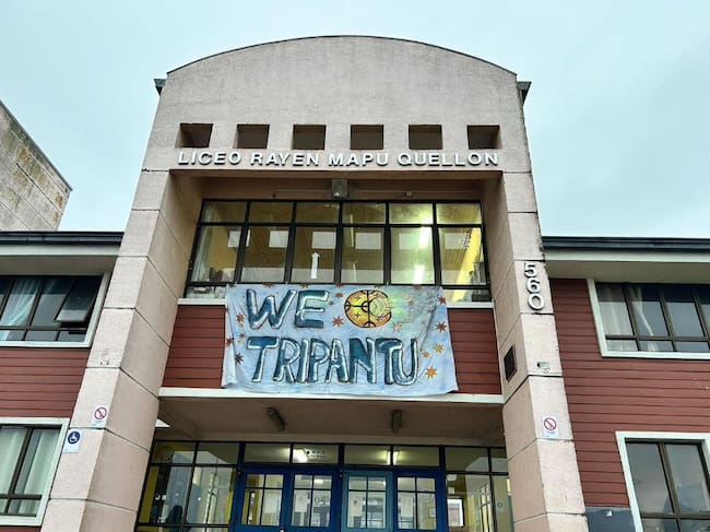 Liceo Rayen Mapu de Quellón