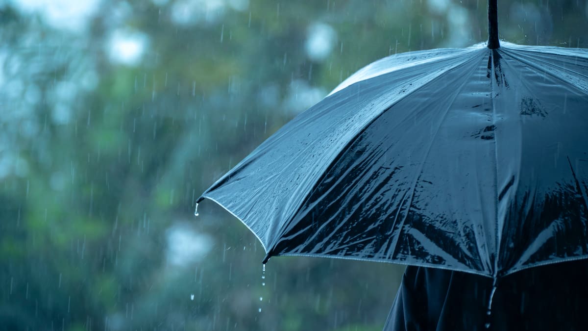 Hasta 100 mm de agua “en corto período de tiempo”: emiten alerta por lluvias en estas 3 regiones de Chile
