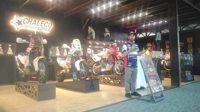 Francisco Chaleco López presentó su museo: "Apostamos a ganador y trajimos a la inauguración un trofeo más"