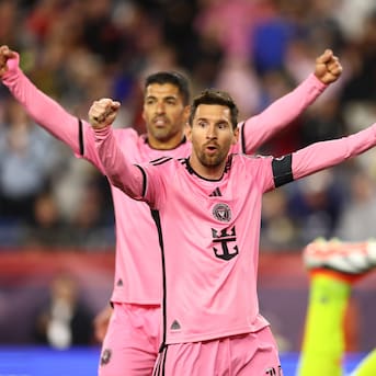 Lionel Messi deslumbra con un doblete en remontada del Inter Miami en la MLS