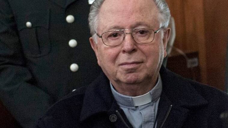 Fernando Karadima fue internado de urgencia