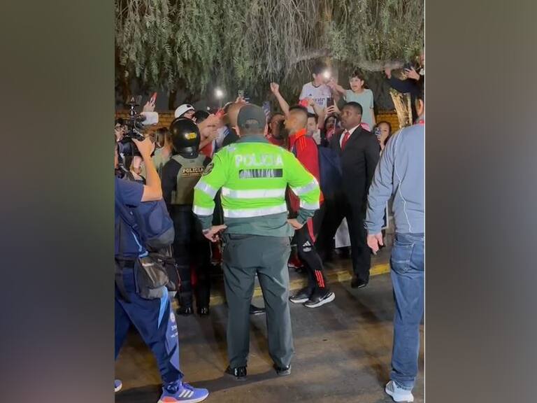 La Roja ya está en Lima para disputar el “Clásico del Pacífico” este viernes