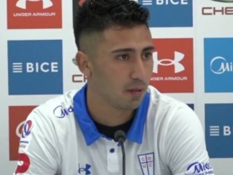 Byron Nieto es presentado en la UC: "Me viene bien el estilo de juego del equipo"