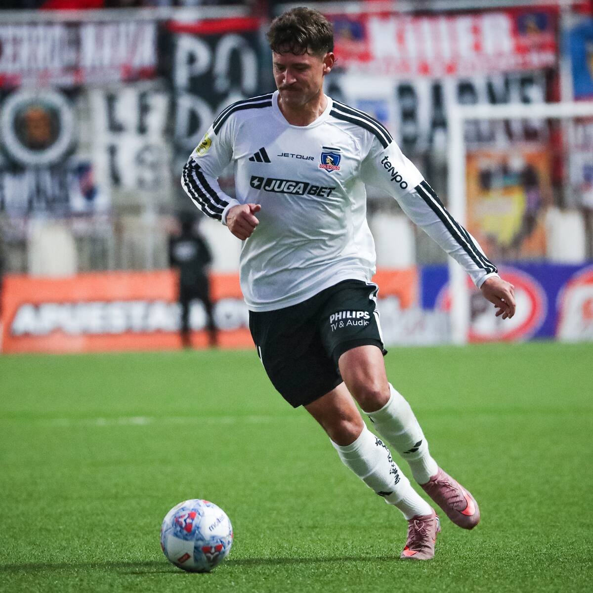 “Vamos primeros, todos nos quieren ganar”: Joaquín Sosa valoró la forma en que Colo Colo lo dio vuelta ante Calera
