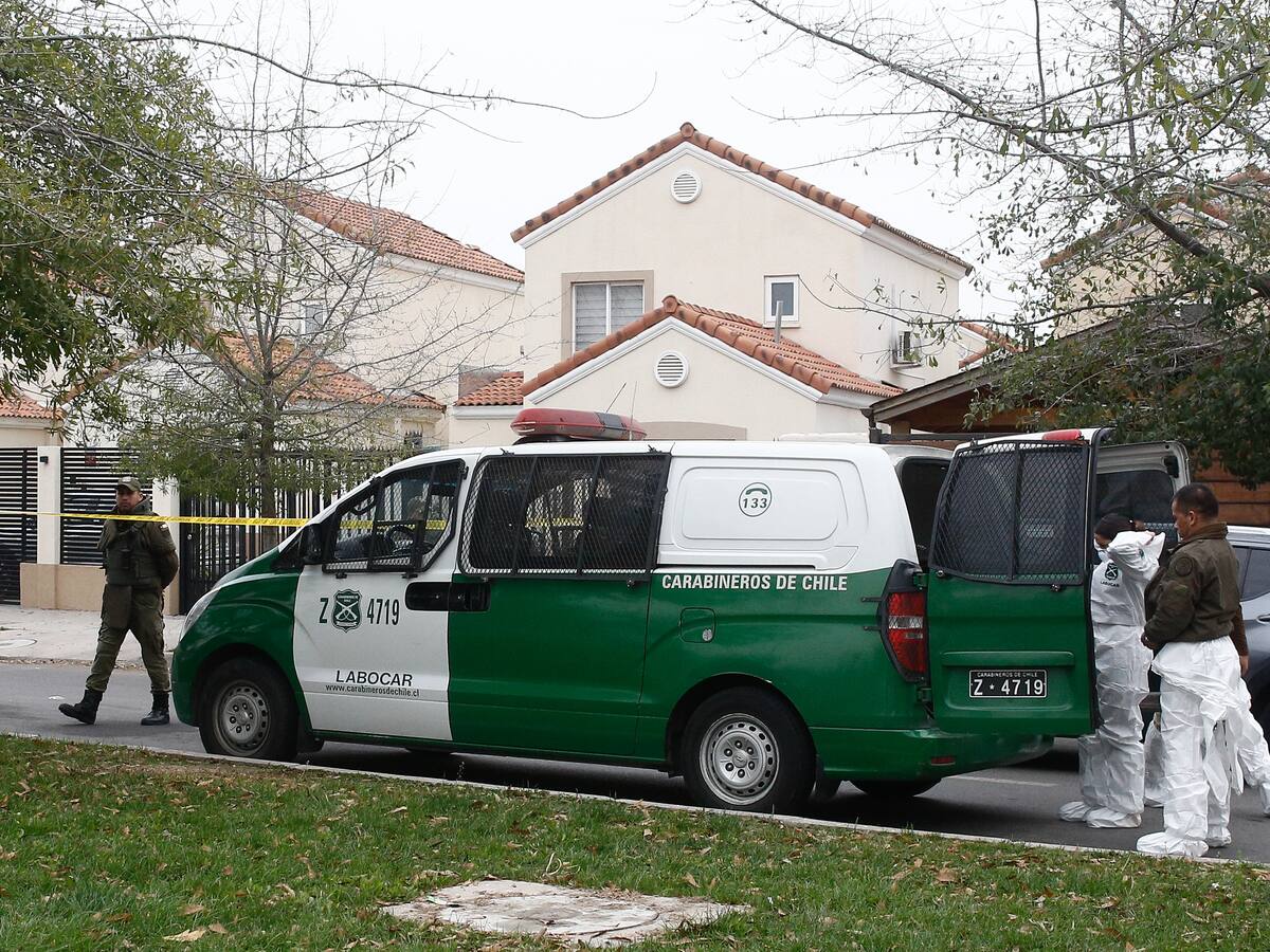 Turbazo en San Bernardo: más de 10 sujetos asaltan violetamente a familia huyendo con millonario botín