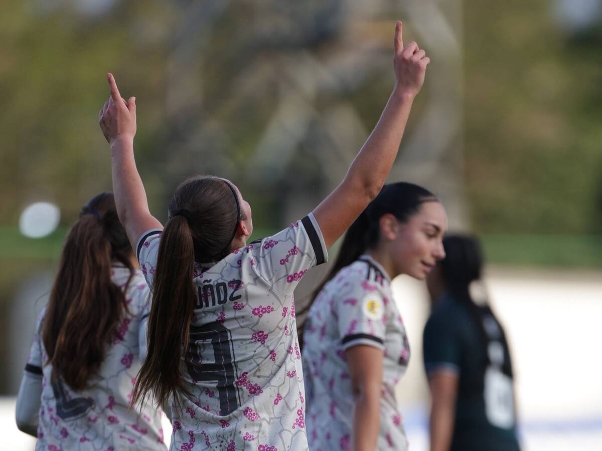 Es hija de un exgoleador de Colo Colo y hoy brilla con La Roja Femenina: debut soñado en el Sudamericano Sub 17