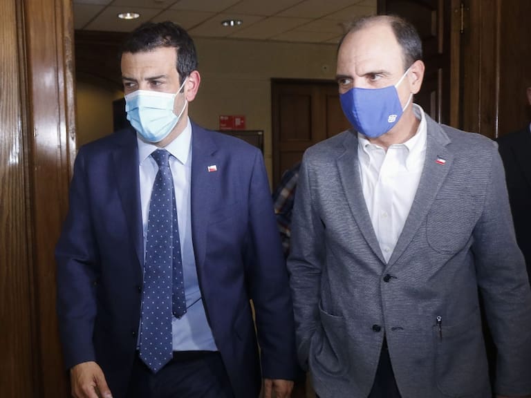 Ministro Rodrigo Delgado y controversia por proyectos de retiros de fondos: «El gobierno sí está por el 10%»