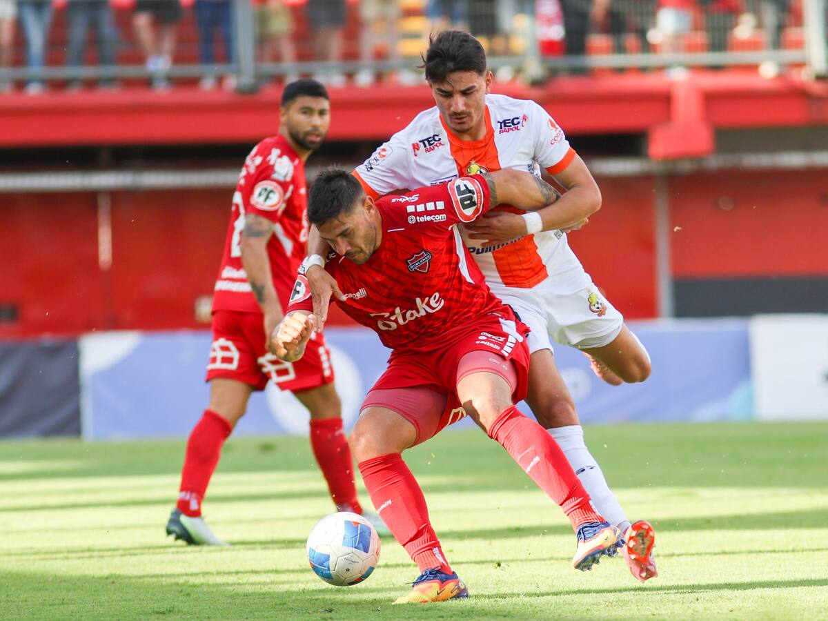 Pese a ser humillado por Ñublense, Cobresal logra su clasificación a la Copa Sudamericana 2026