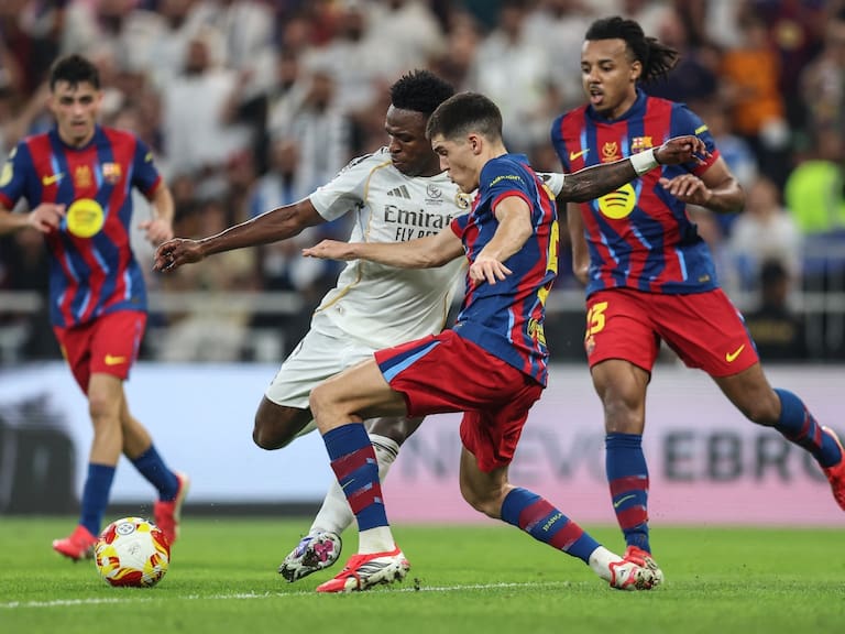 En una lluvia de goles: Barcelona se impone al Real Madrid y se corona campeón de la Supercopa de España