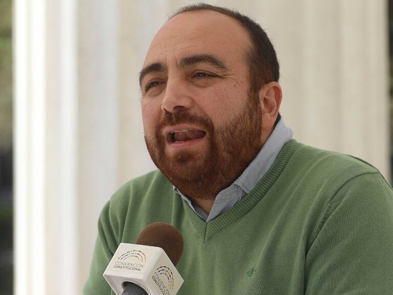 Pese a estar renunciado: DC expulsa a Fuad Chahín para evitar un eventual retorno al partido en el futuro