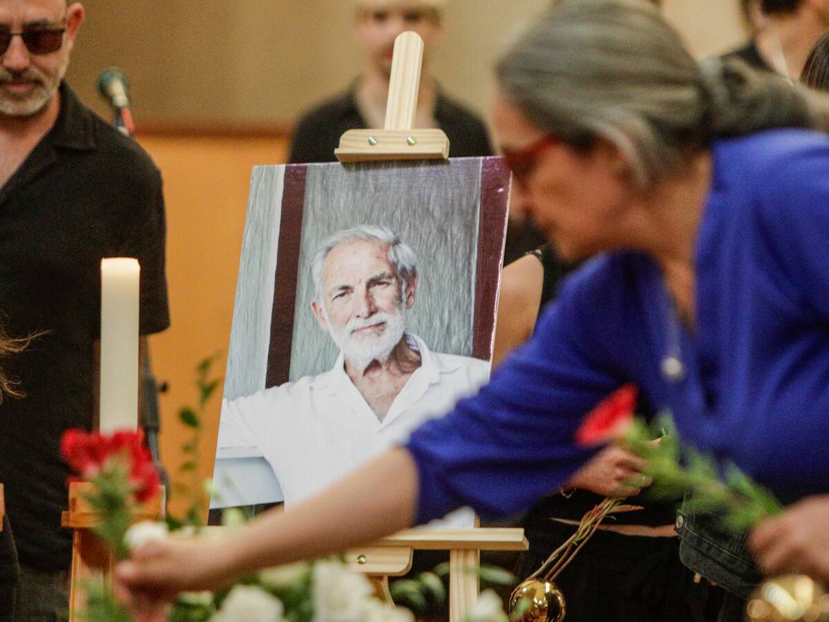 “Mi padre tenía un sentido de justicia social muy grande (...) creía en la cultura y en los derechos de la gente”