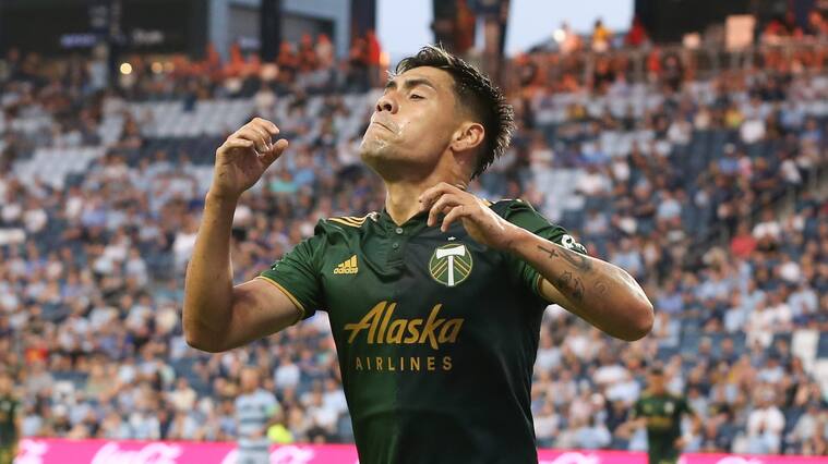 Felipe Mora y su deseo de volver a la U: "Si hay oportunidad de regresar, sería mi primera opción"