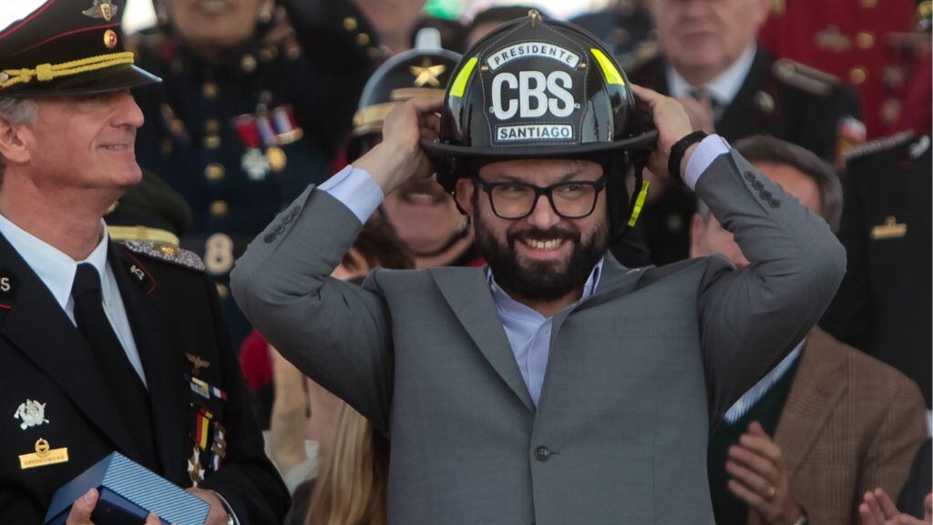 Presidente Gabriel Boric, Bomberos, 1024x576 jpg ok