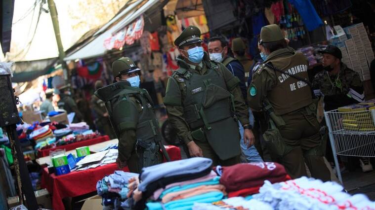 15 de septiembre de 2021/SANTIAGOPelea entre comerciantes ambulantes de meiggs deja dos personas heridas a bala
FOTO:DIEGO MARTIN /AGENCIAUNO