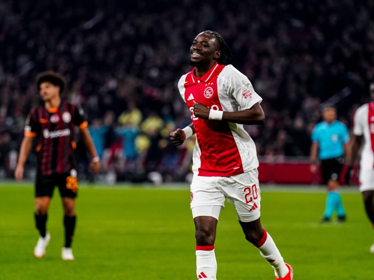 Ajax derrota a Galatasaray y ambos jugarán los playoffs de la Europa League