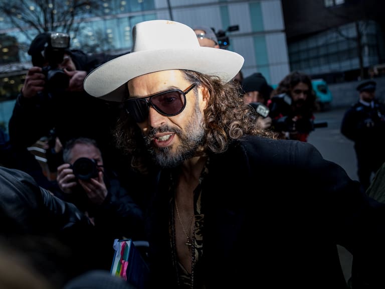 “Yo dormí con una niña de 16 años cuando yo tenía 30 años; reconozco que mi conducta fue egoísta”