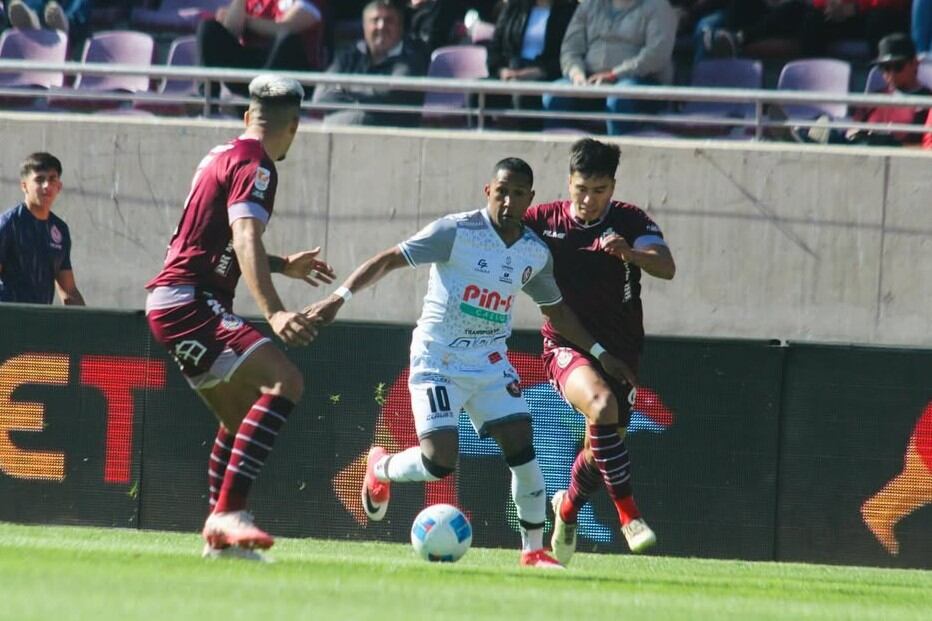 Instagram @cdlimache