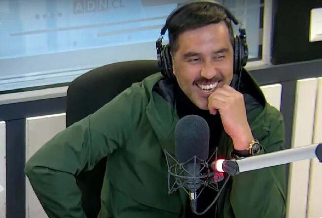 Claudio Bravo visitó a Los Tenores de ADN