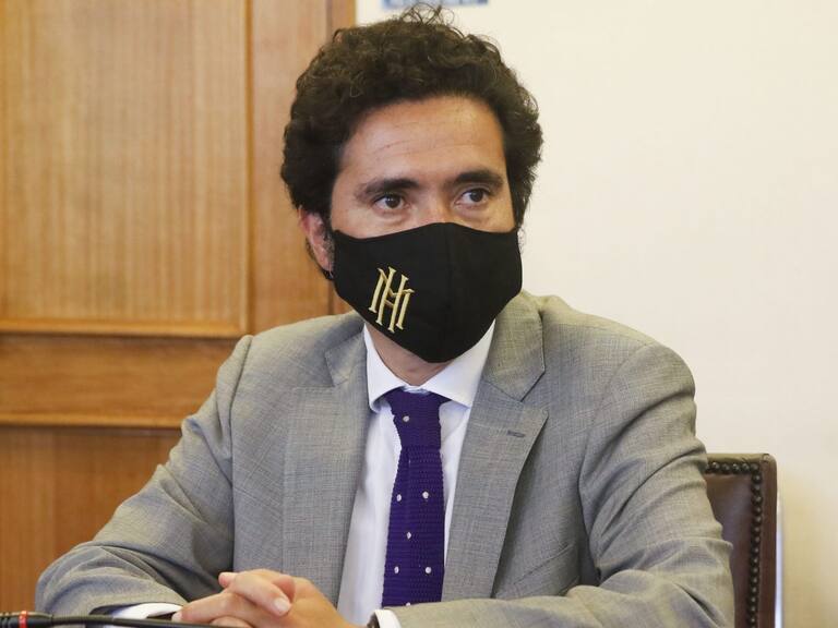 Briones y críticas contra proyecto que limita cambio entre multifondos: «Hay que regular, no hay dos lecturas»