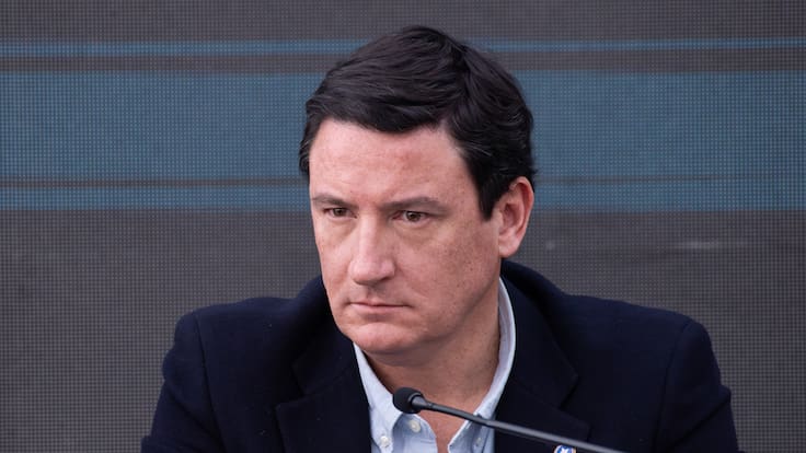 Arturo Squella respalda a exsubsecretario de Hacienda tras su renuncia por test de droga positivo: “Le creo totalmente”