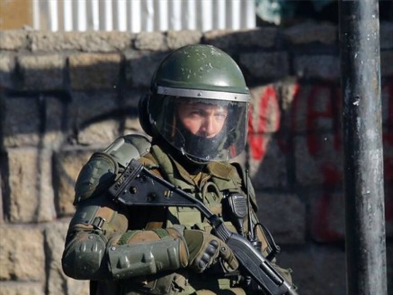 Alumnas del L7 de Santiago denunciaron violenta represión de fuerzas especiales de Carabineros