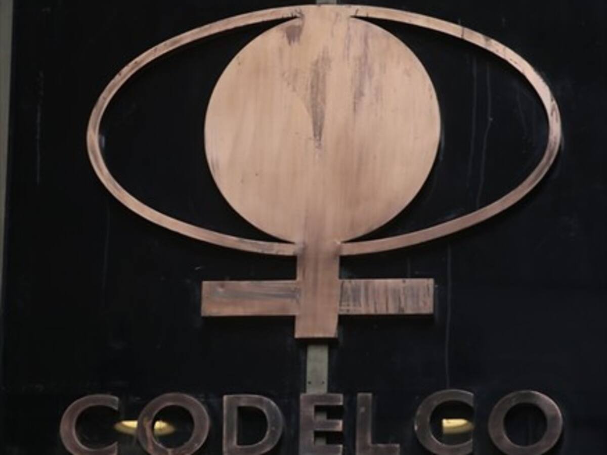 Codelco recibirá mil millones de dólares para potenciar sus inversiones