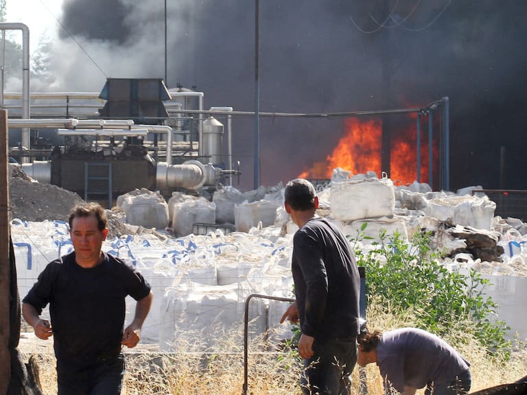 Incendio en empresa de químicos Panimex el 2014 | Agencia Uno