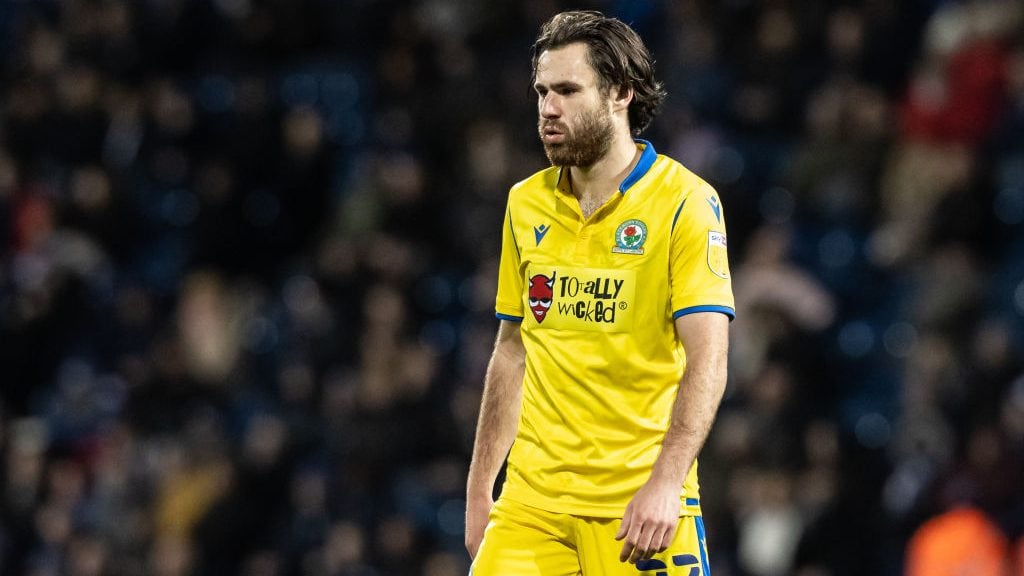 DT de Ben Brereton espera que su lesión no sea grave: "Creo que sólo recibió una patada, lo que sería mejor que un desgarro" during the Sky Bet Championship match between West Bromwich Albion and Blackburn Rovers at The Hawthorns on February 14, 2022 in West Bromwich, England. (Photo by Andrew Kearns - CameraSport via Getty Images)