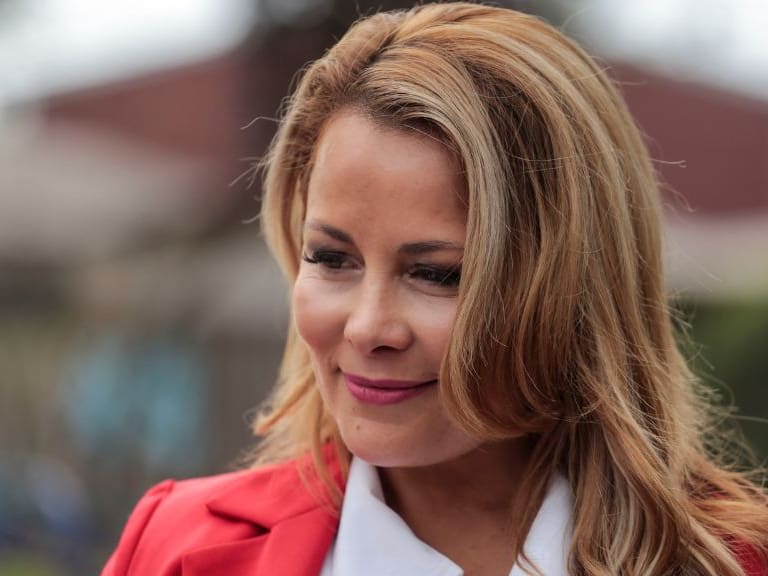 No habría respondido a control de Carabineros: reportan que Cathy Barriga incumplió el arresto domiciliario