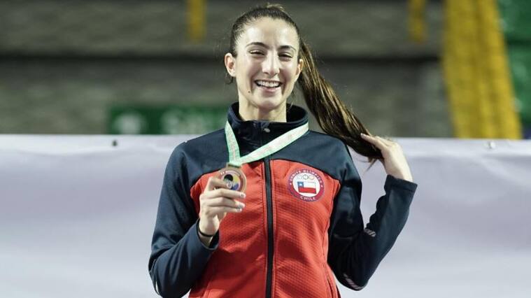 Valentina Toro y su preparación para el karate de Santiago 2023: "Antes sentía que peleaba como una niña, ahora tengo más estrategia"