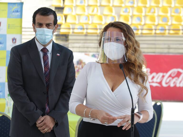 Reunión entre delgado y cathy barriga