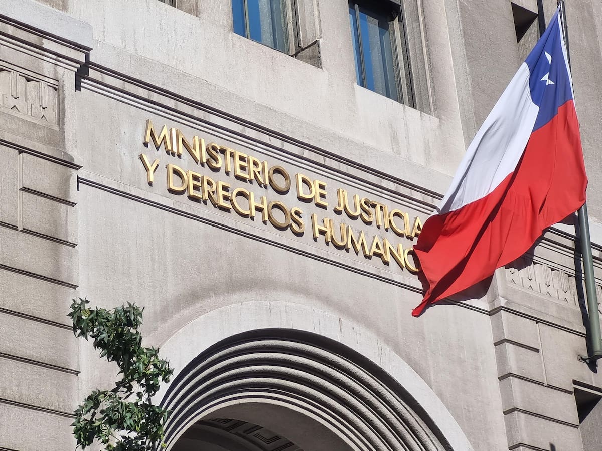 Integrantes de la Comisión Verdad y Niñez renuncian por falta de garantías del Ministerio de Justicia