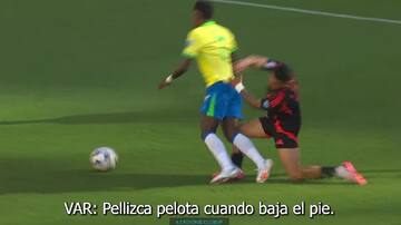 VIDEO. Nuevo papelón en la Copa América: Conmebol reconoció otro error del VAR por no cobrar un penal para Brasil ante Colombia