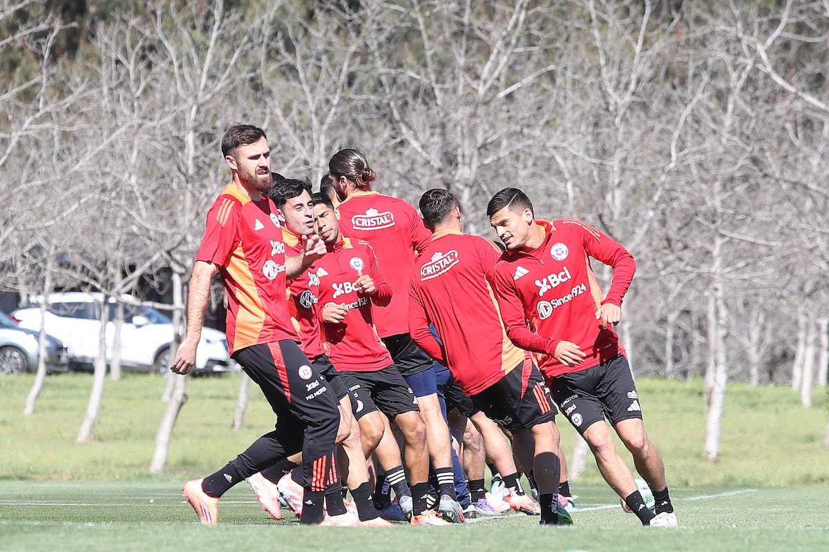 Es el DT sensación del fútbol argentino y esto dice sobre la posibilidad de dirigir a La Roja: “Si uno hace bien las cosas…”