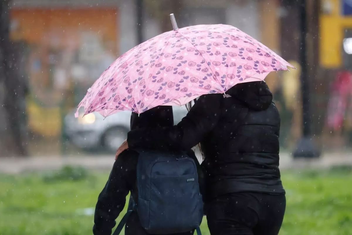 Senapred mantiene Alerta Temprana Preventiva en la región Metropolitana por evento meteorológico