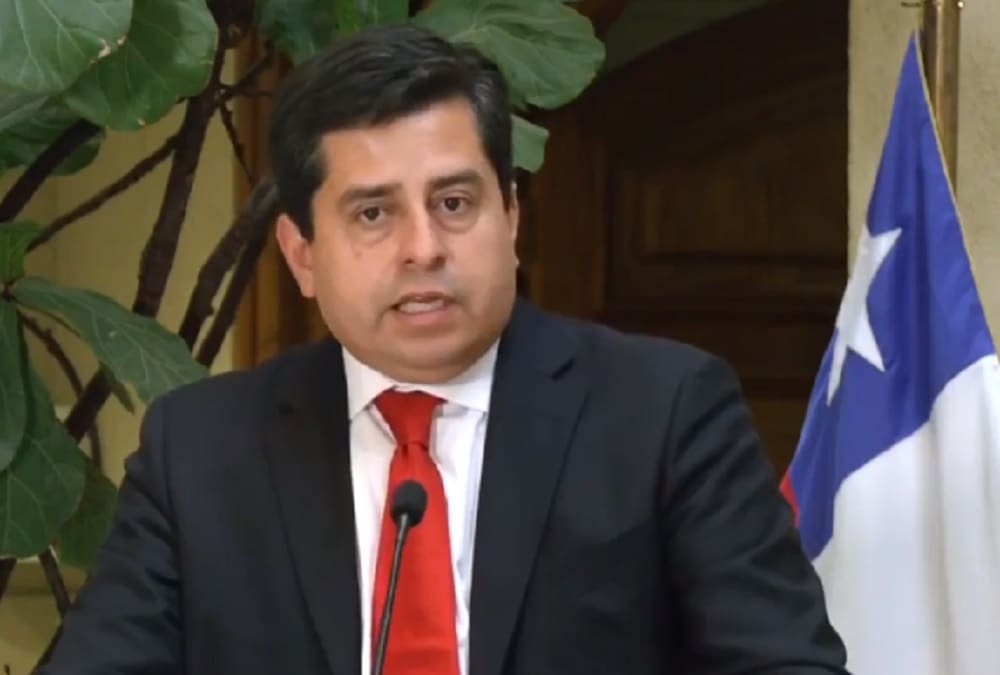 Senador Pedro Araya confirma voto a favor de compensación municipal tras diálogo con el Ejecutivo