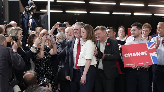 En la ciudad de Londres el Partido Laborista festeja el triunfo en las elecciones generales del Reino Unido.
