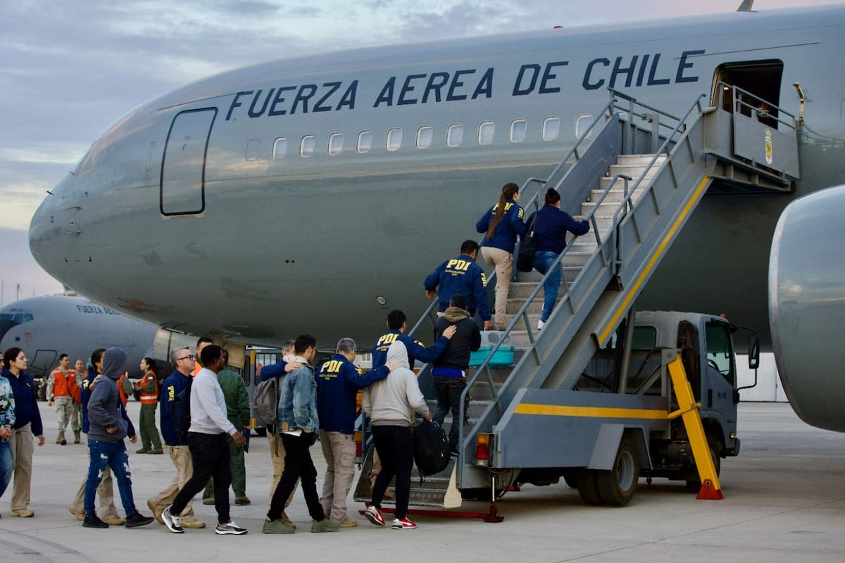 Entre la urgencia y el debido proceso: Suprema advierte graves falencias en proyecto del gobierno para expulsión de extranjeros