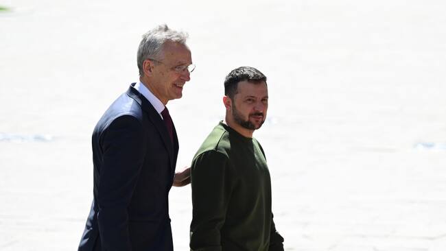 En la ciudad de Kiev en Ucrania negociaron Volodimir Zelenski y Jens Stoltenberg un billonario aporte financiero de la OTAN a los ucranianos.