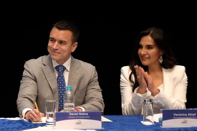 Daniel Noboa y Verónica Abad luego de ser electos en las elecciones de Ecuador, cuando aún eran aliados.